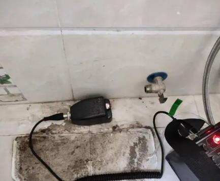 横峰屋顶漏水维修公司分享下卫生间漏水的危害及解决方法